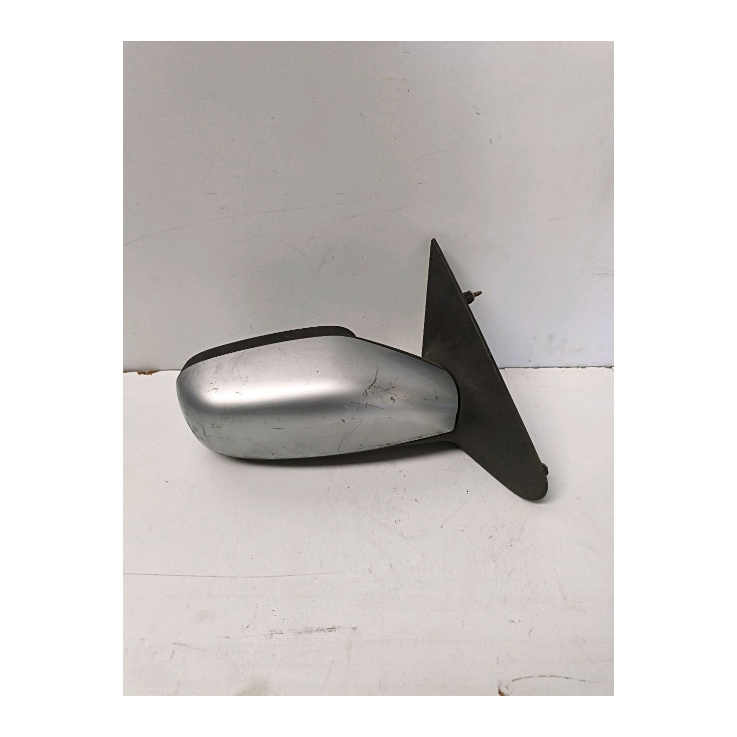 Rétroviseur extérieur droit  pour RENAULT Laguna II Berline (BG) 1.9 dCi 120 cv  Expression