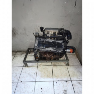 Moteur  pour SAAB 900 série 2 Berline 2.0 131cv