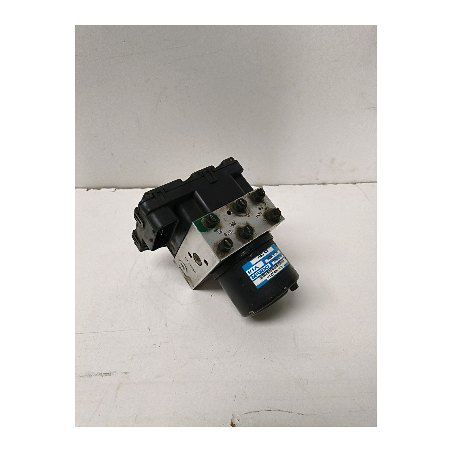 Bloc hydraulique abs  pour KIA Carnival II FL 2.9 CRDi 185cv