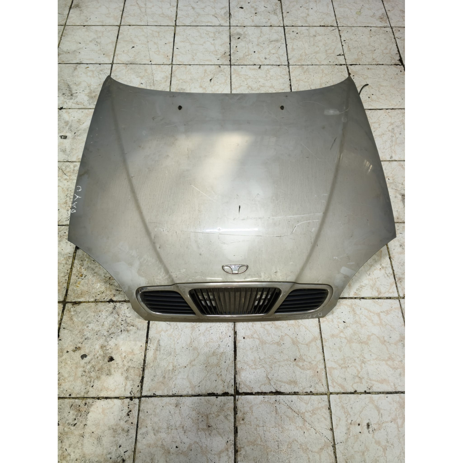 Capot avant  pour DAEWOO Lanos (T100) 5p 1.3 i 75cv