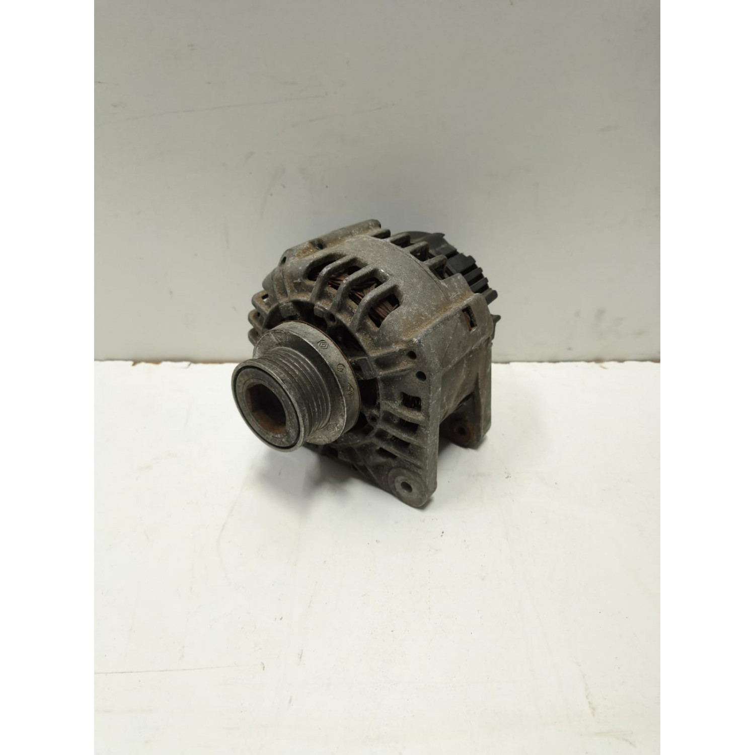 Alternateur  pour RENAULT Clio II Phase 2 5 portes 1.5 dCi 65cv