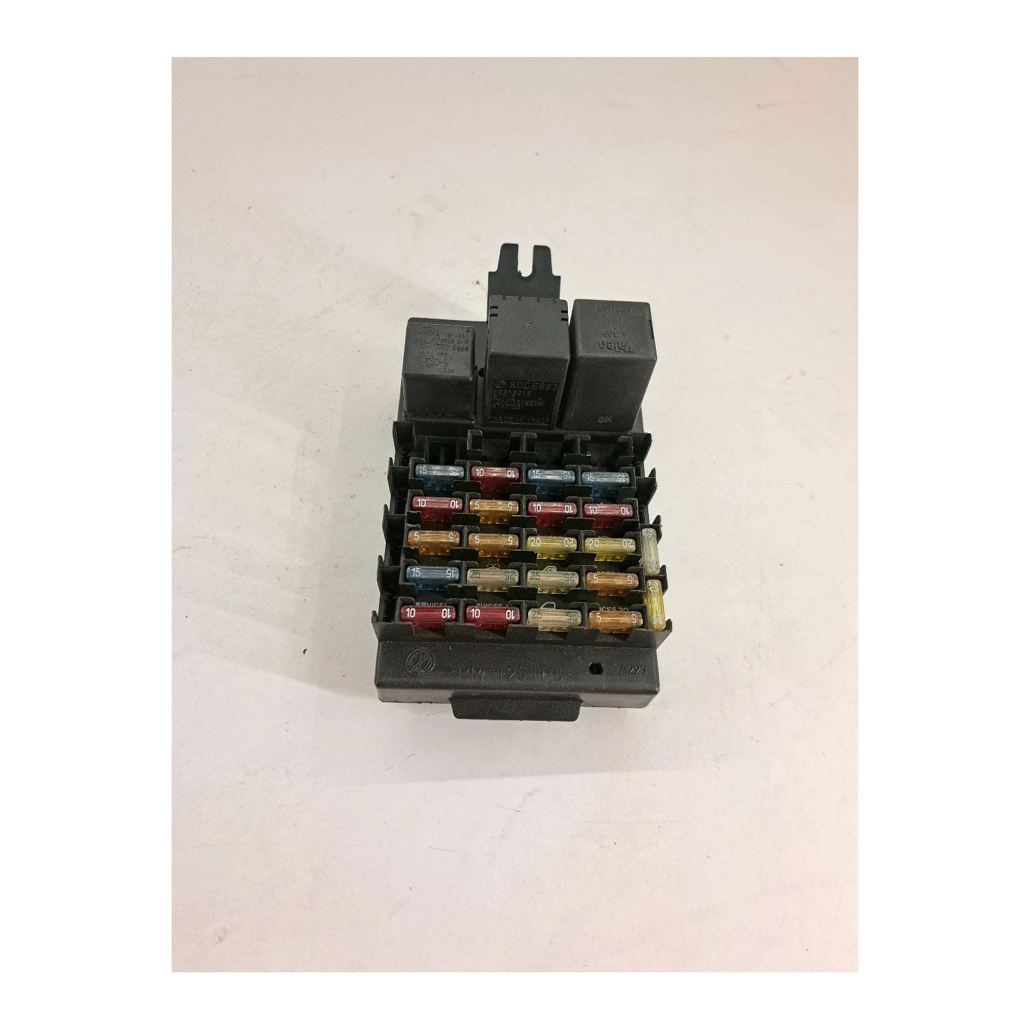 Boîte a fusibles  pour ALFA ROMEO 166 FL 3.2 i V6 24V 240cv  Luxury