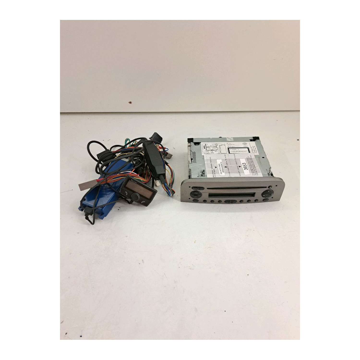 Autoradio  pour ALFA ROMEO 147 Phase 2 1.6 i 16V Twin Spark 120cv