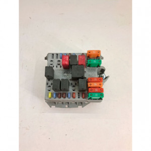 Boîte a fusibles  pour ALFA ROMEO 147 Phase 2 1.6 i 16V Twin Spark 120cv