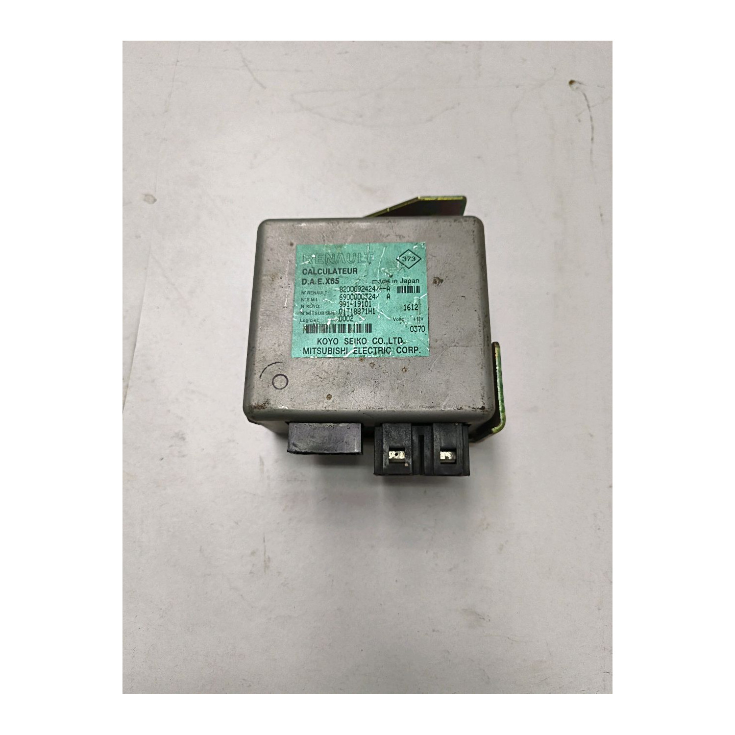 Calculateur de direction assistée  pour RENAULT Clio II Phase 2 5 portes 1.4 i 16V 95cv