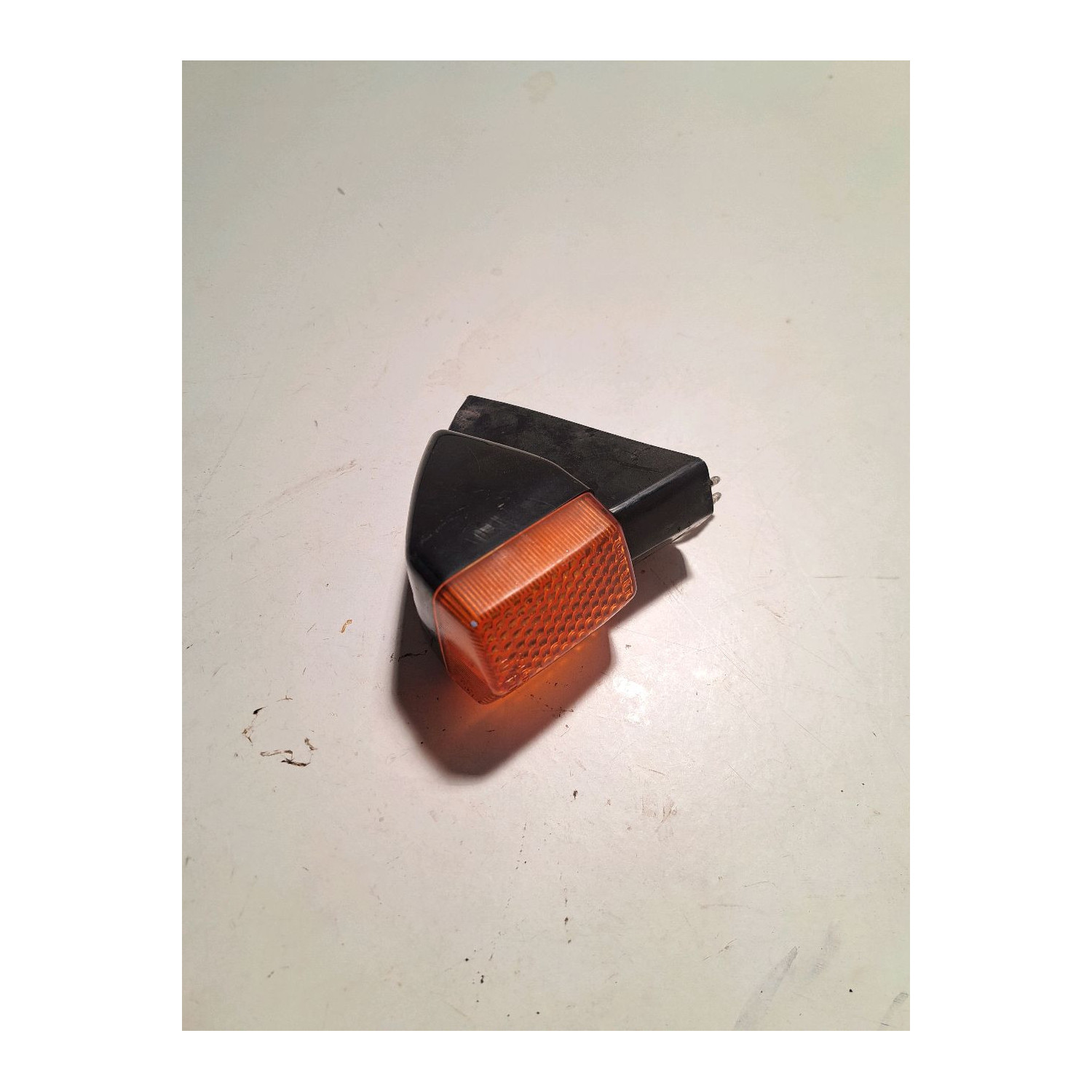 Clignotant arrière gauche  pour HONDA CBR 1000 F