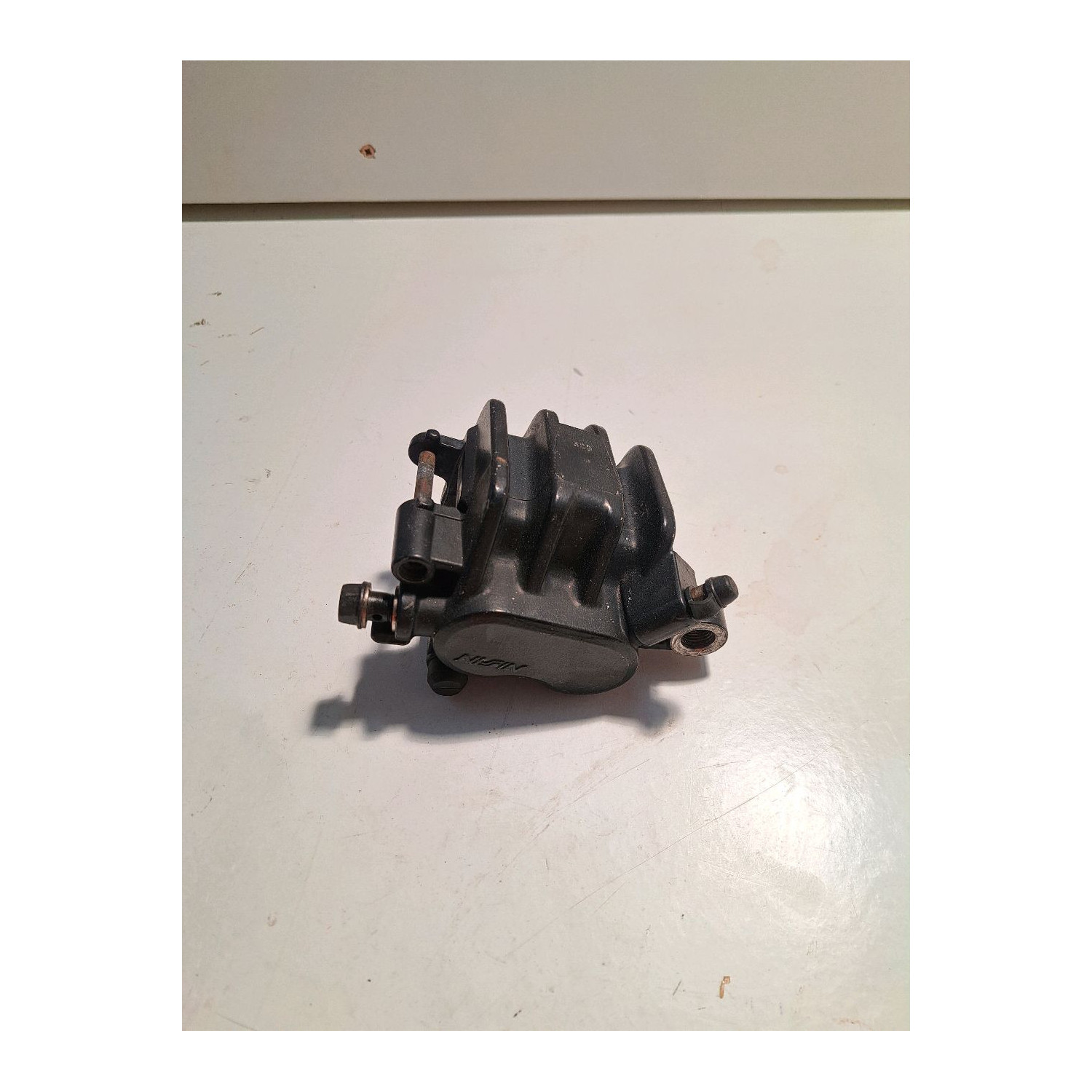 étrier de frein arrière  pour HONDA CBR 1000 F