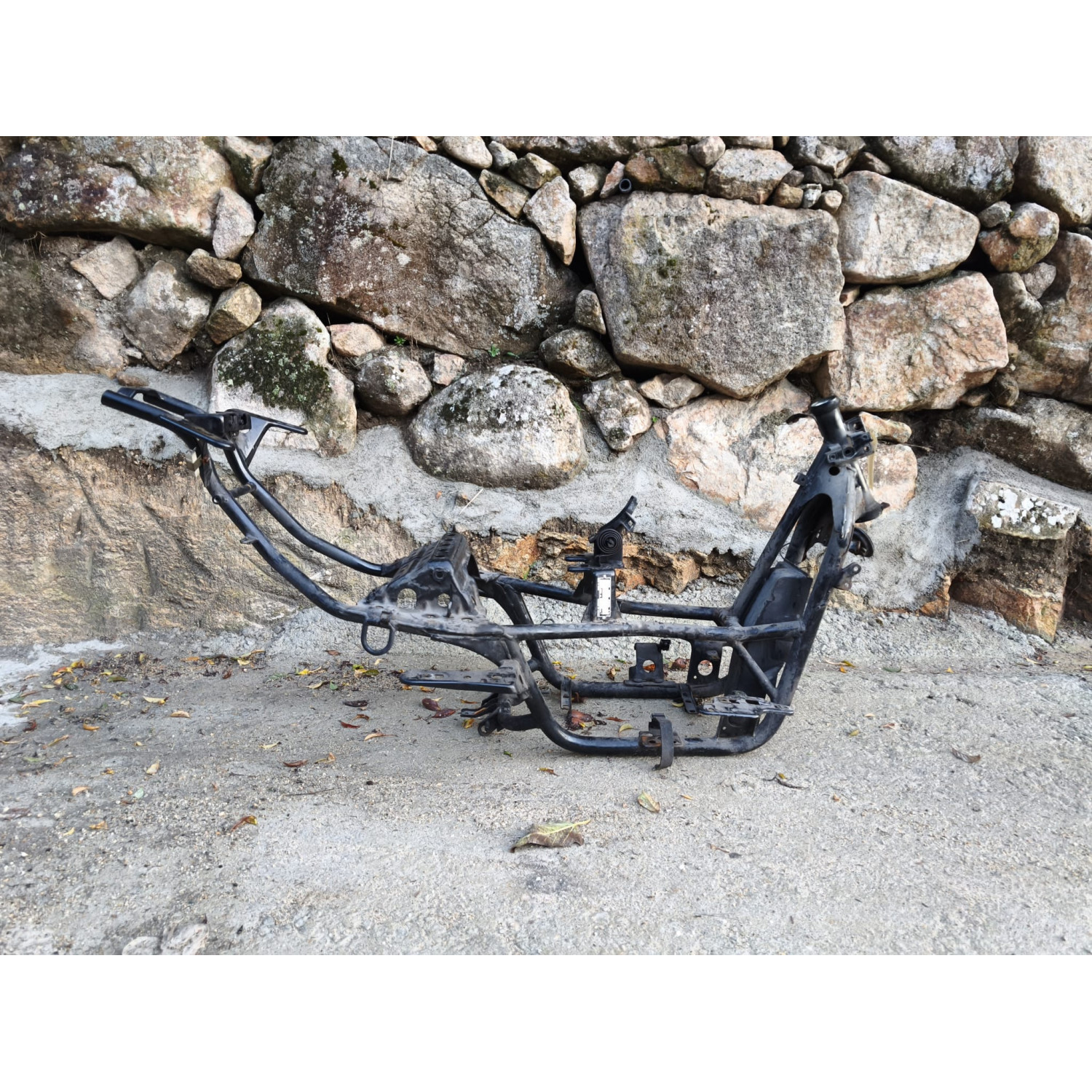 Cadre  pour SUZUKI BURGMAN 125