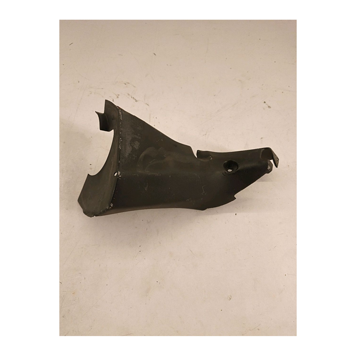 CACHE GUIDON ARRIERE  pour SUZUKI BURGMAN 125
