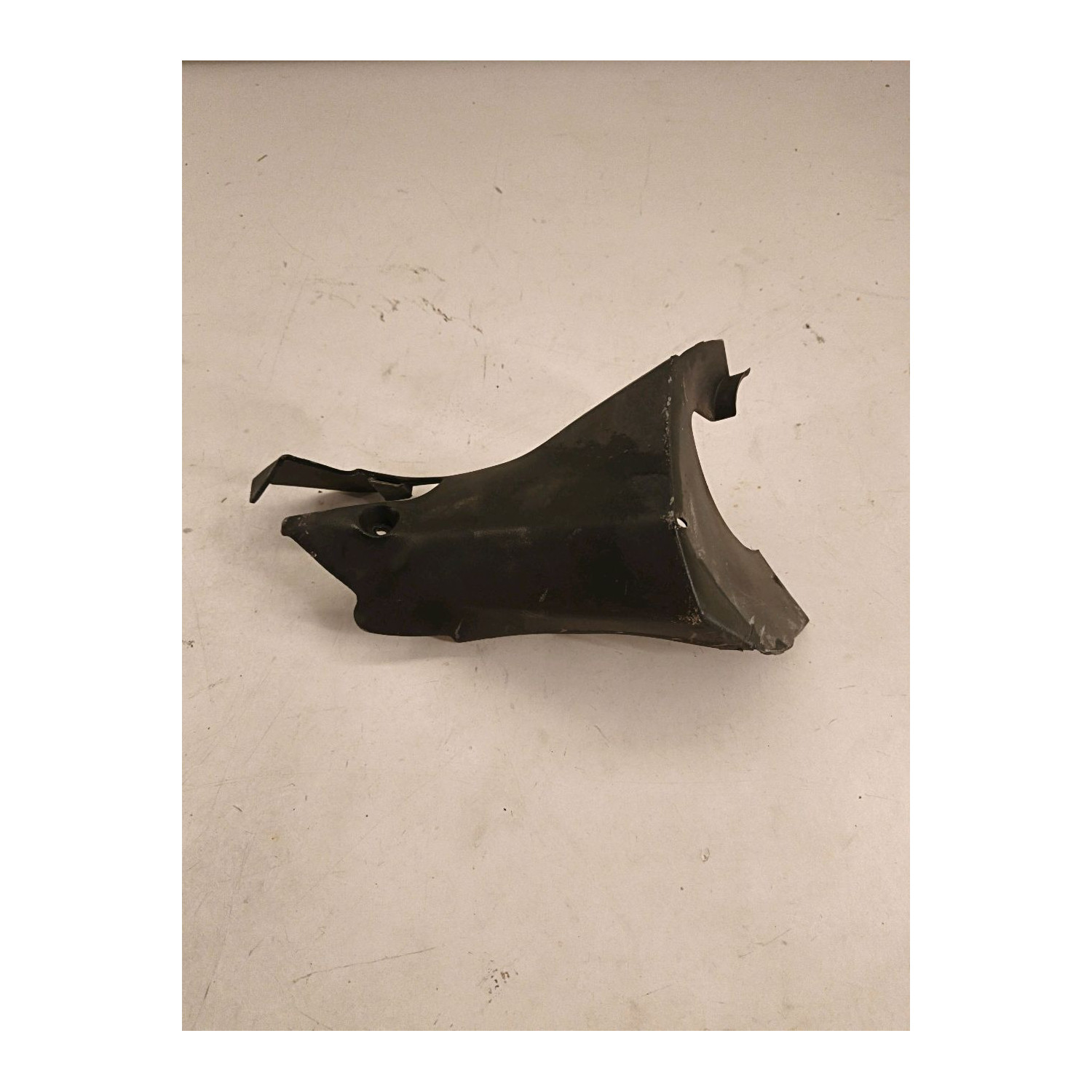 CACHE GUIDON AVANT  pour SUZUKI BURGMAN 125