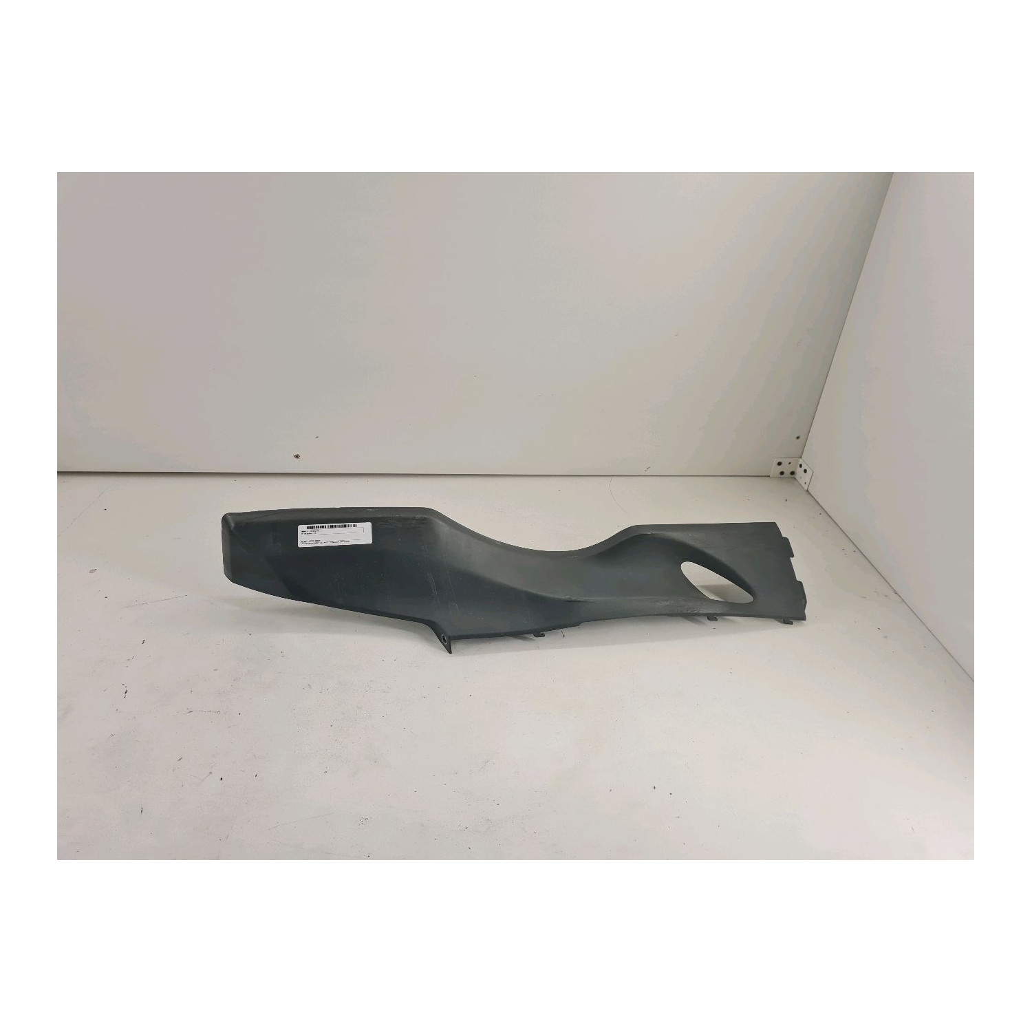 Bas de caisse droit  pour SUZUKI BURGMAN 125