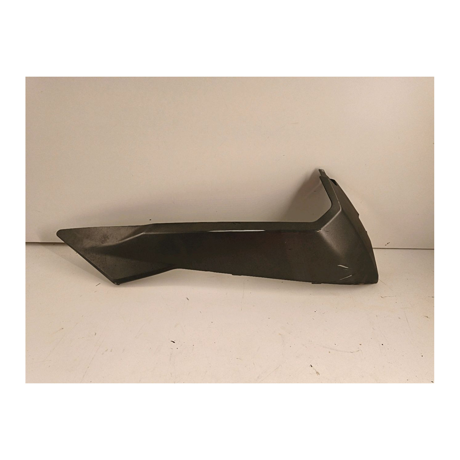 Bas de caisse droit  pour YAMASAKIII YM125T RS