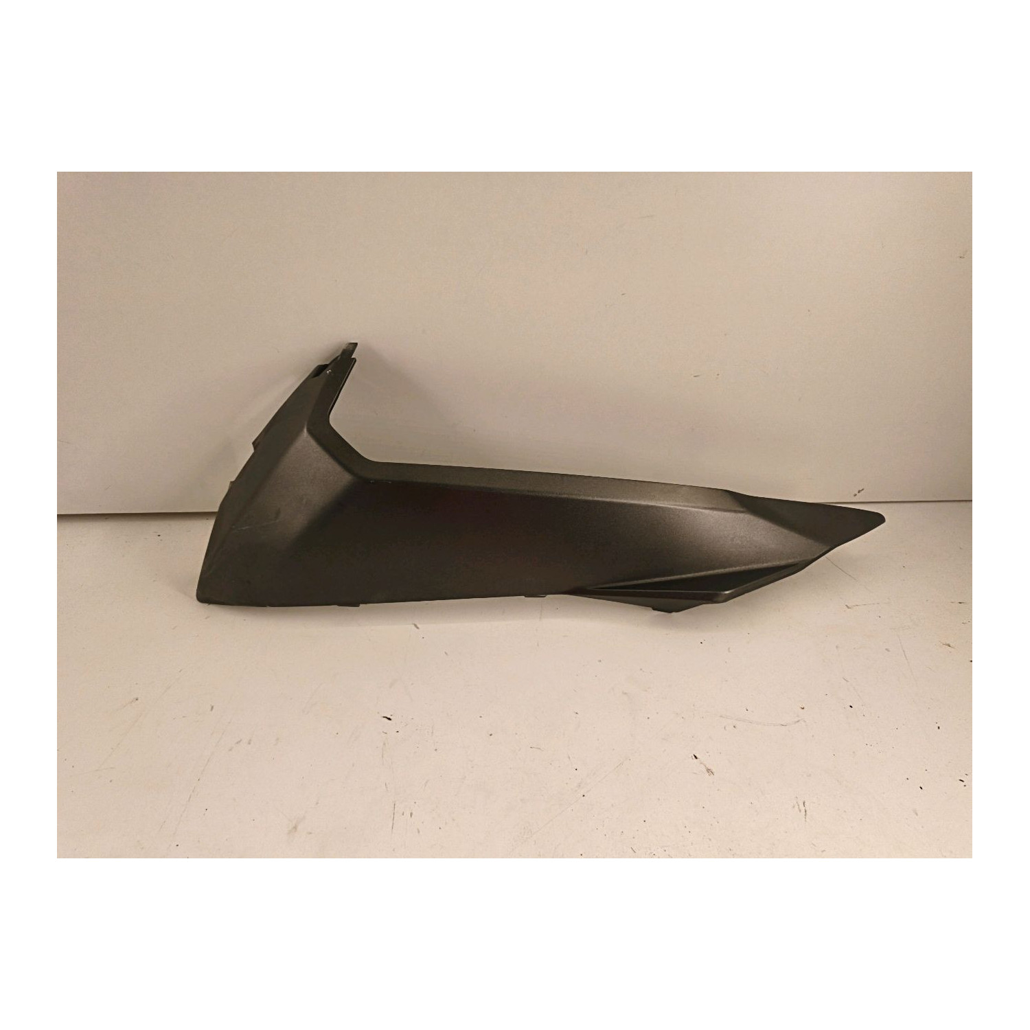 Bas de caisse gauche  pour YAMASAKIII YM125T RS