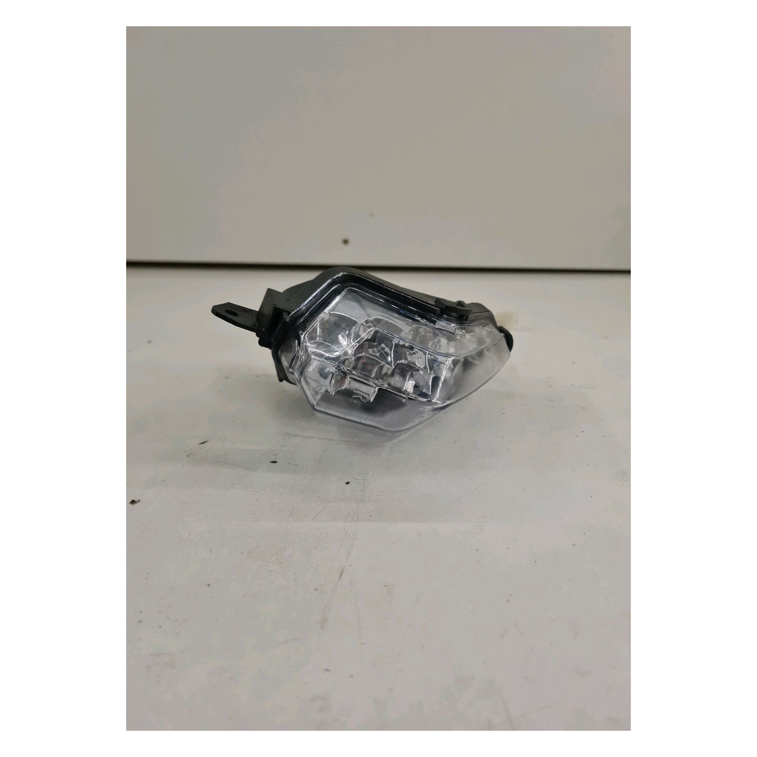 Clignotant avant droit  pour YAMASAKIII YM125T RS