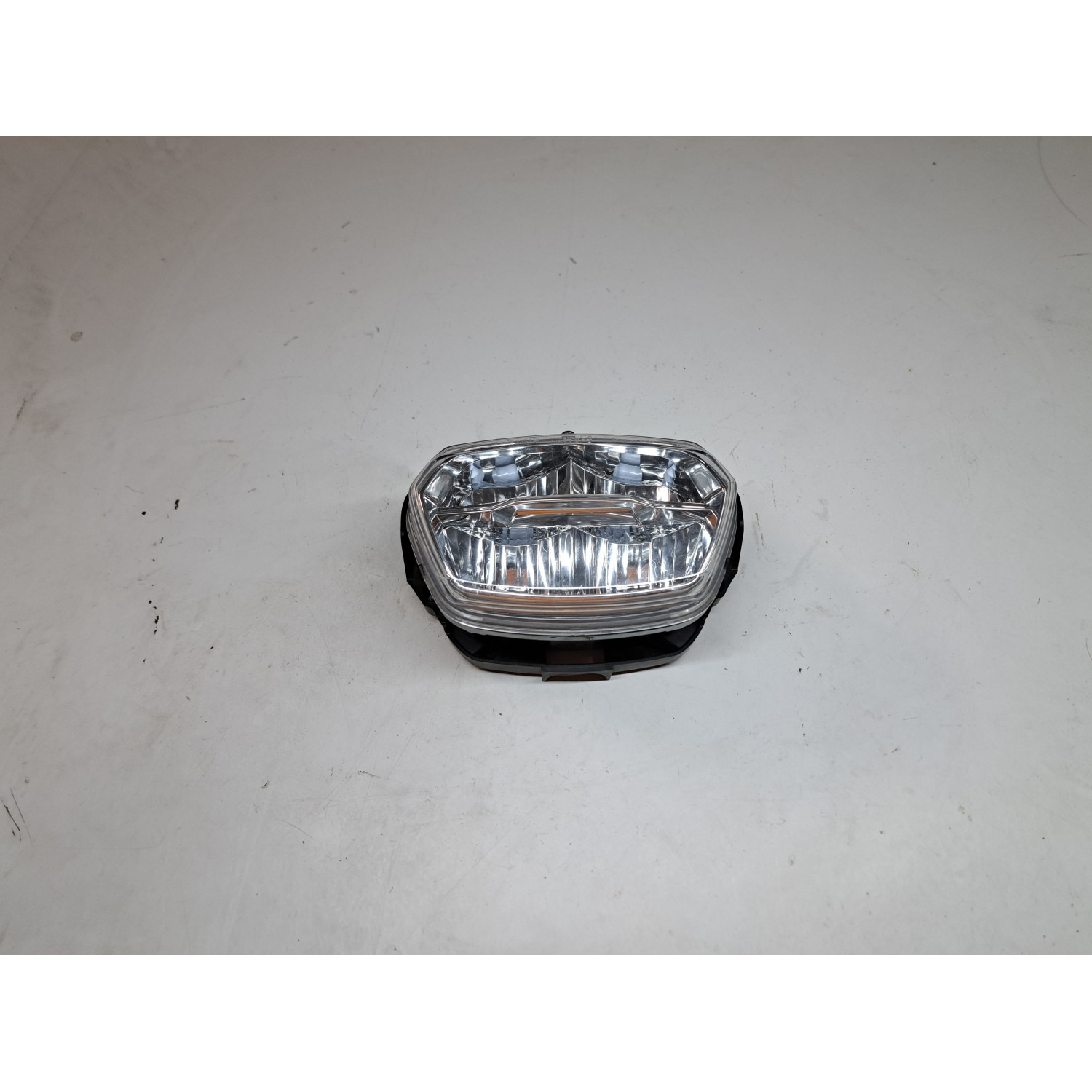 Phare avant  pour PIAGGIO VESPA 50