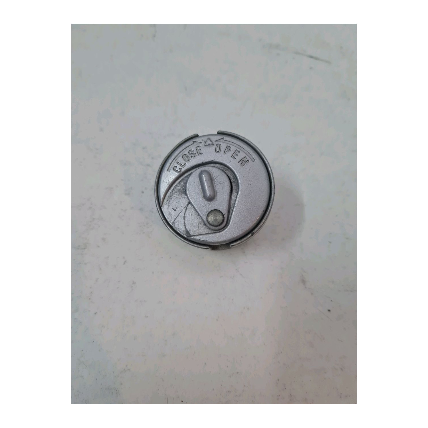 Bouchon ou trappe de réservoir  pour PEUGEOT LXR