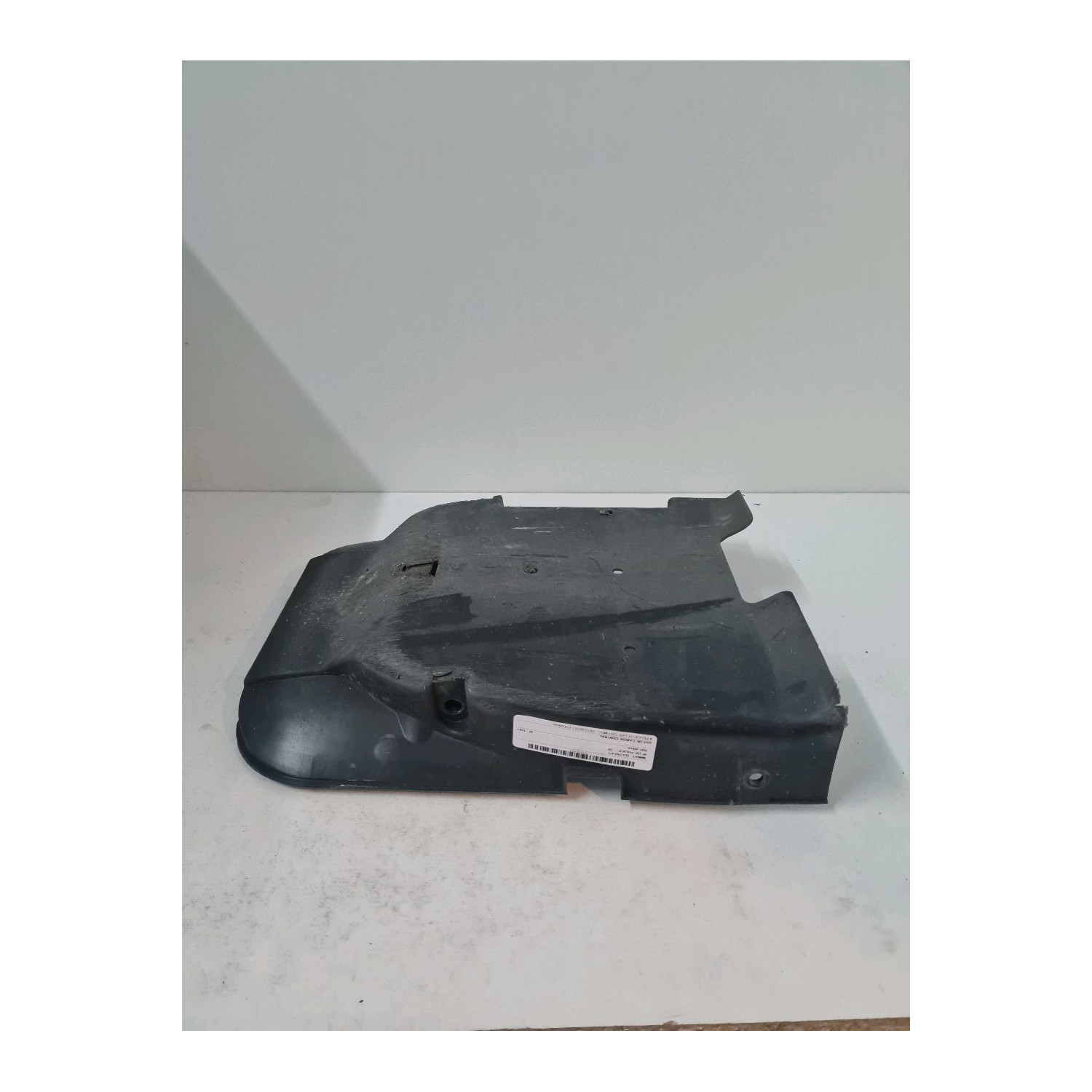 Bas de caisse central  pour PEUGEOT LXR