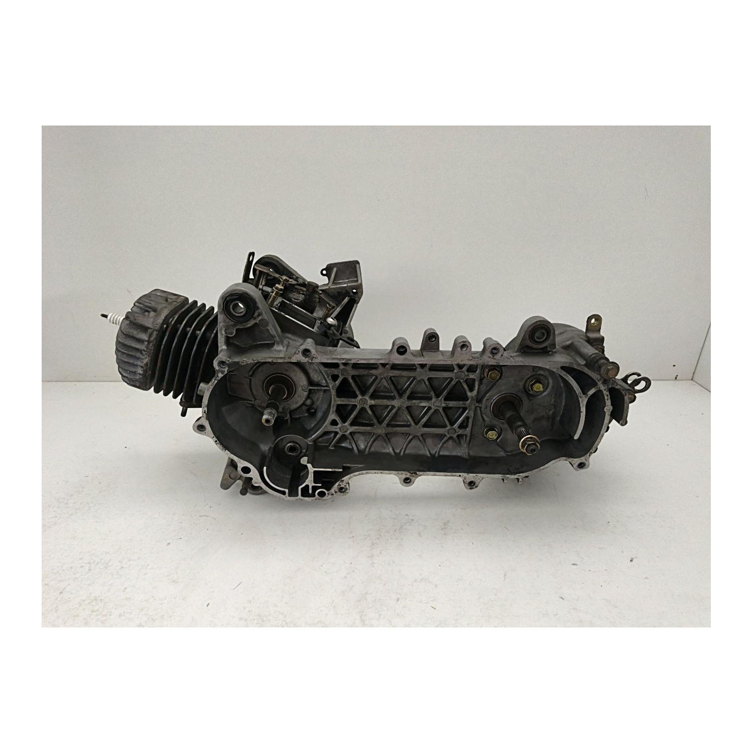 Moteur  pour KYMCO AGILITY RS NAKED 12" 2T