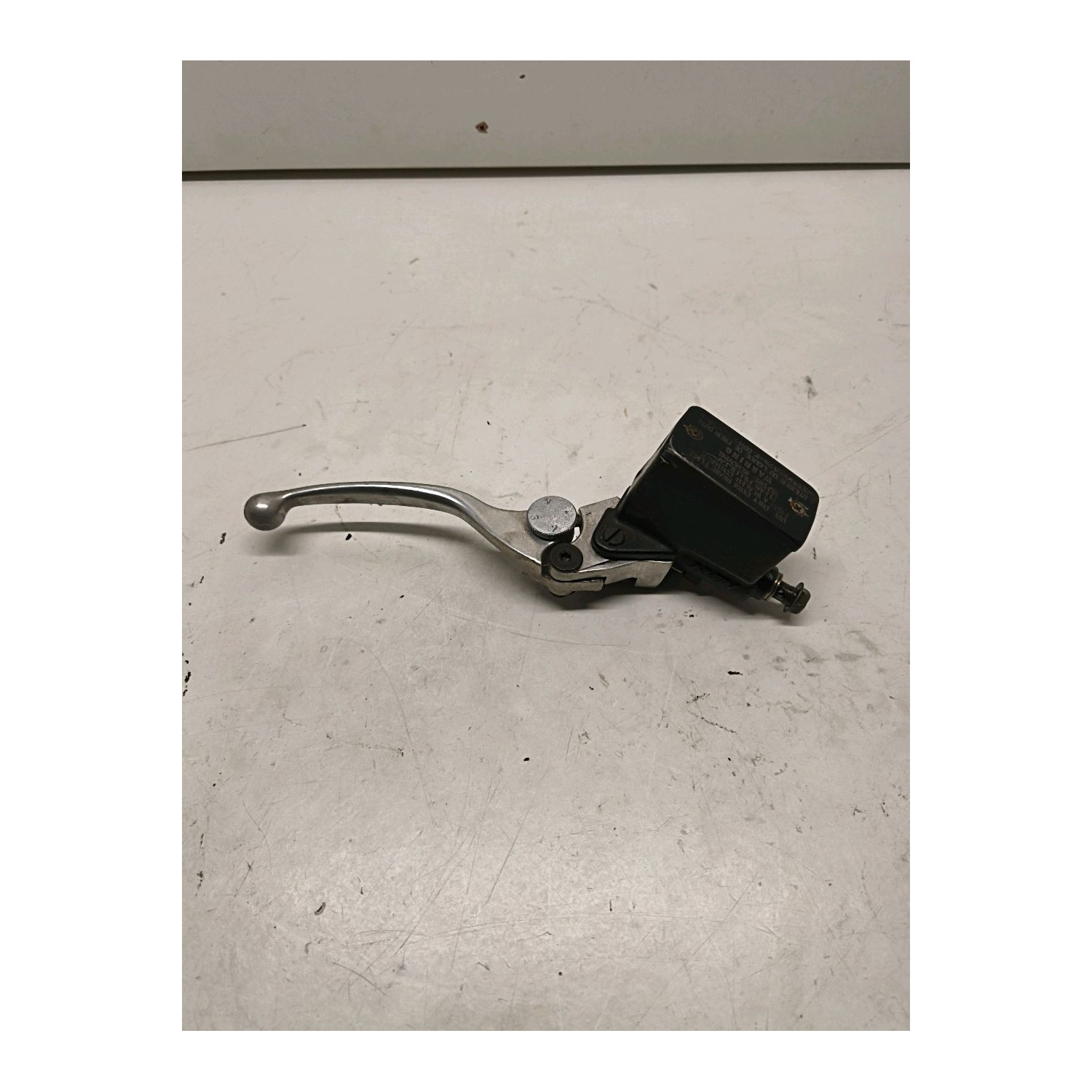 Maitre cylindre frein avant  pour SUZUKI GSXF 750
